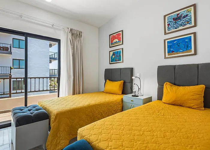 Morgan Residences 607a *